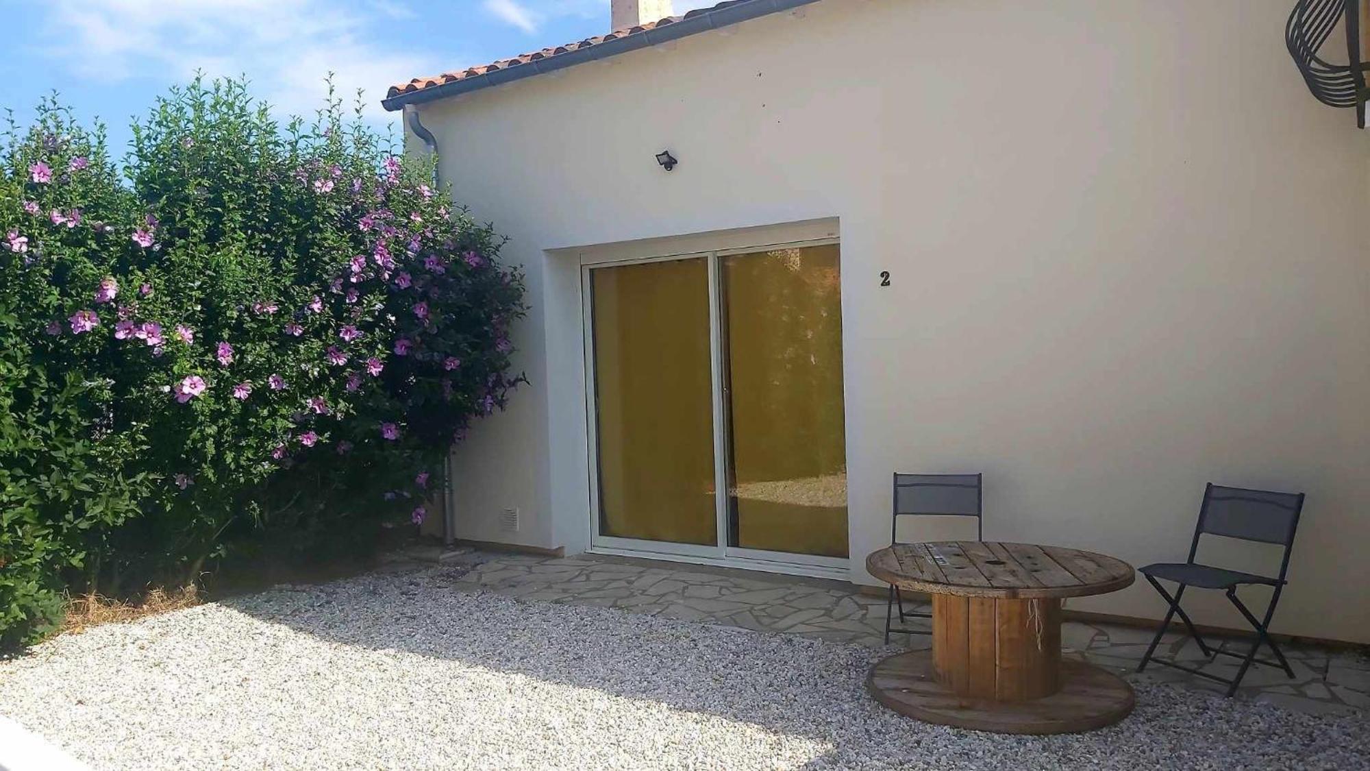Le Lion D'Or Apartment Bessines Bagian luar foto