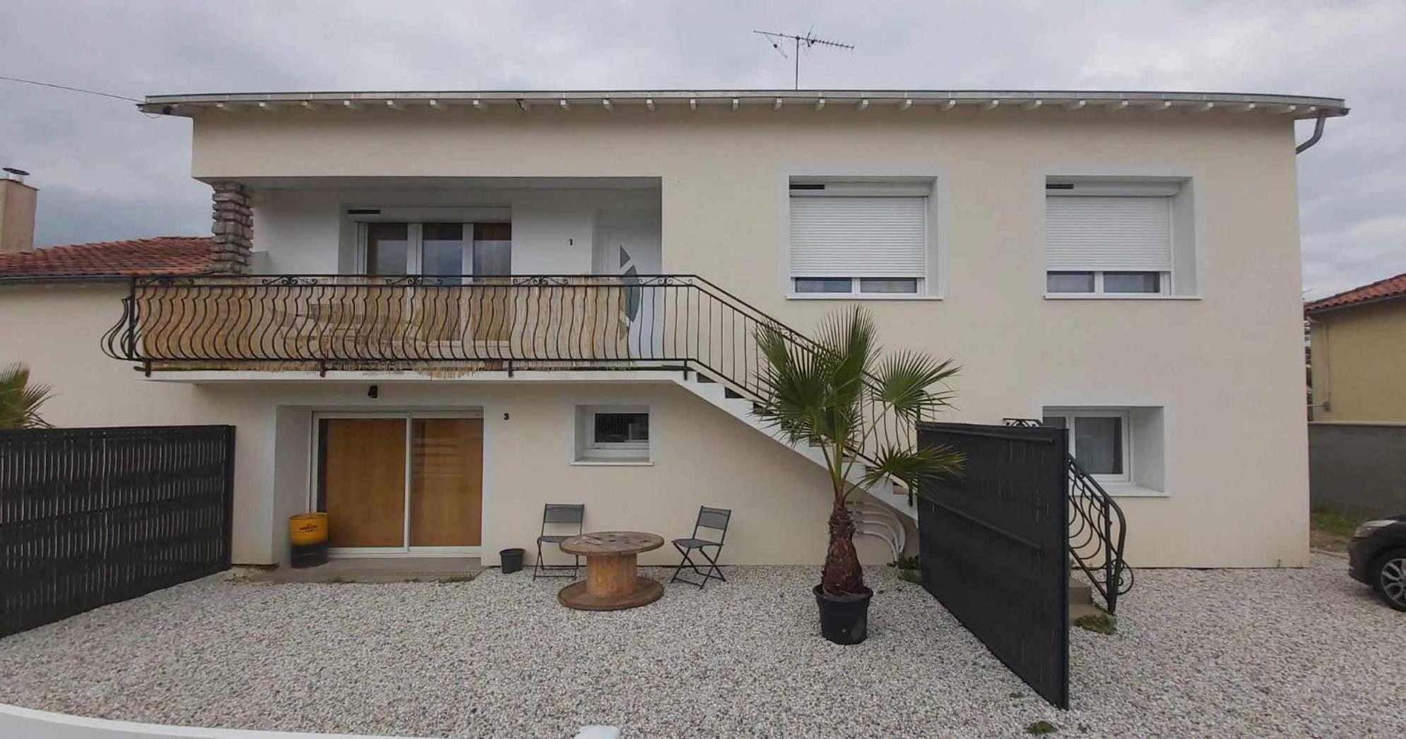 Le Lion D'Or Apartment Bessines Bagian luar foto